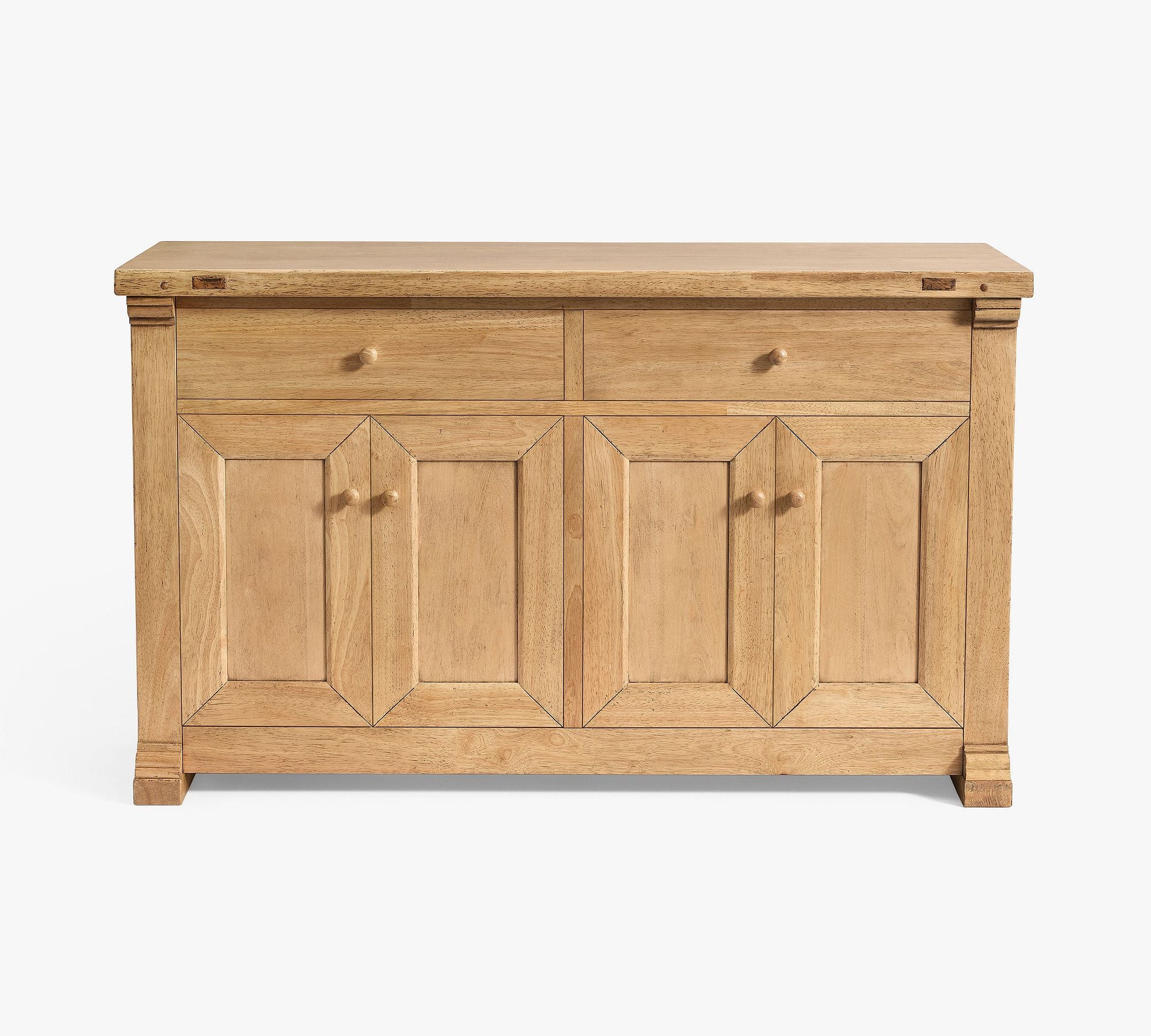 Elegant Coastal-Inspired Console Styling