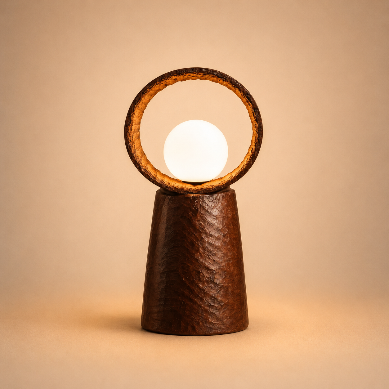 Wooden Ring Table Lamp