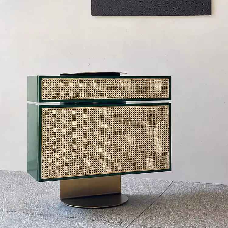 Strato Luxury Console