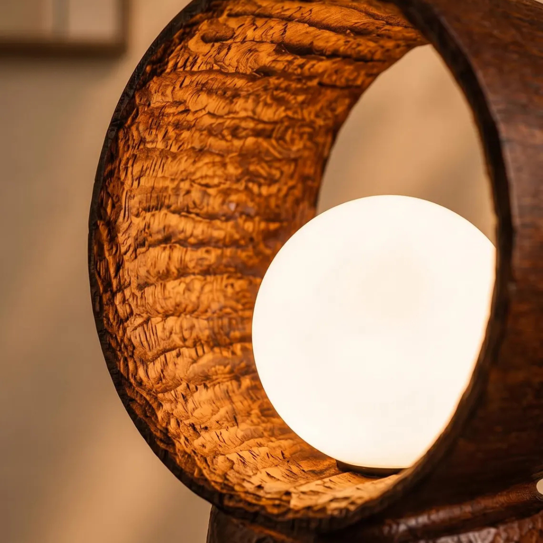 Wooden Ring Table Lamp