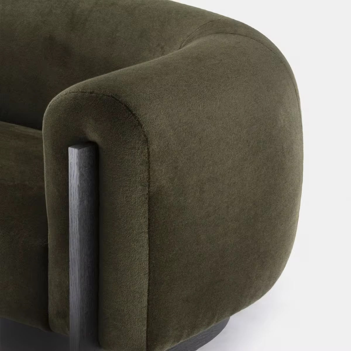 Vanta Accent Chair