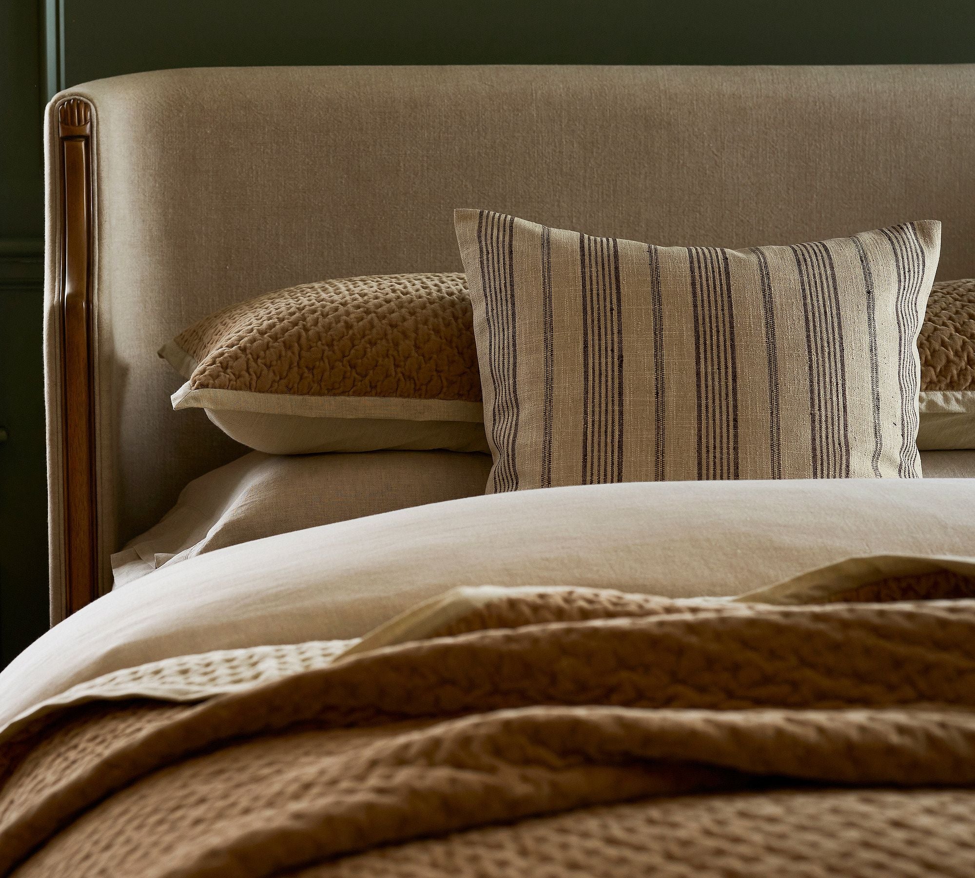 Beatrix Upholstered Bed