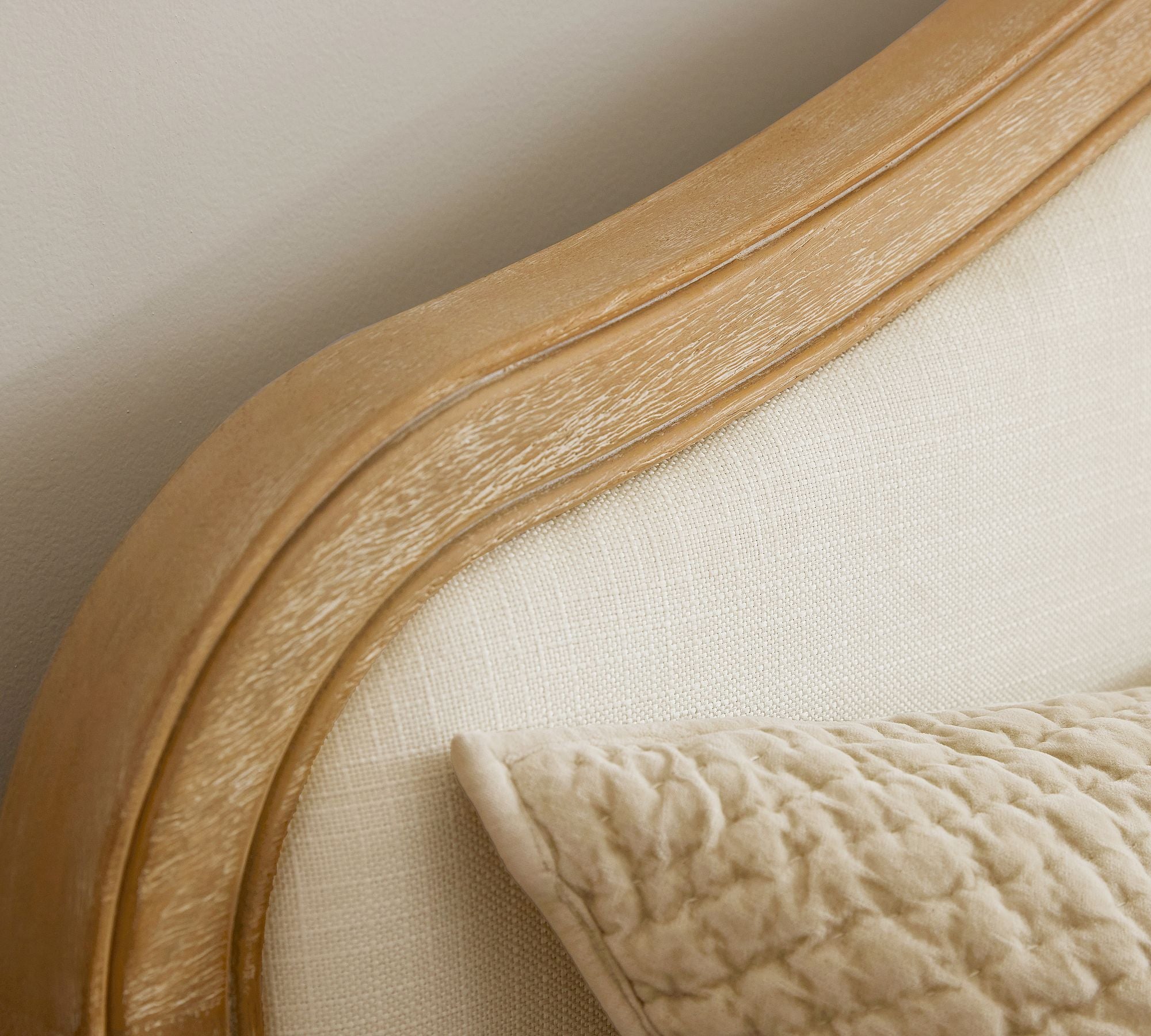Scarlett Upholstered Bed