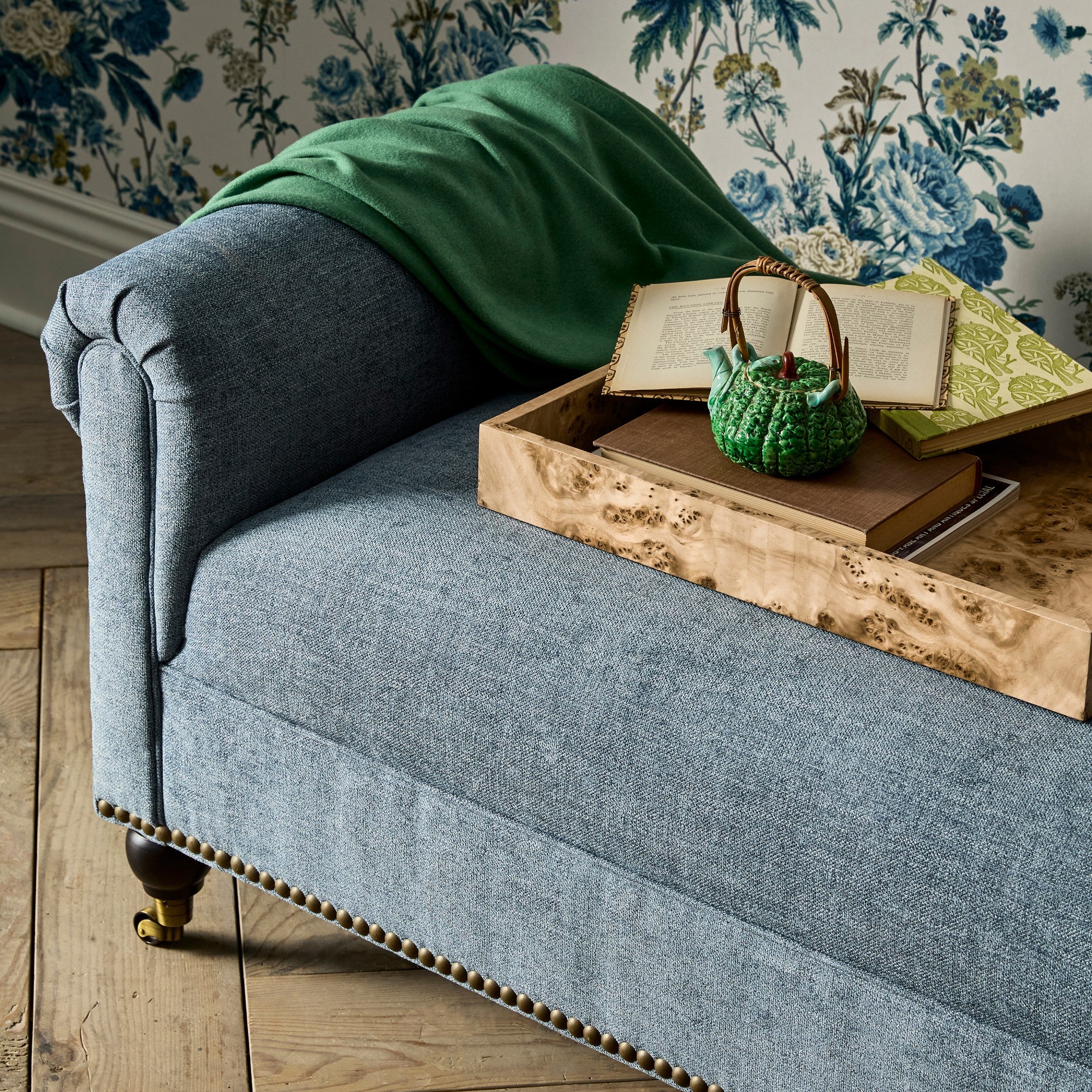 Soho Roll Arm Bench