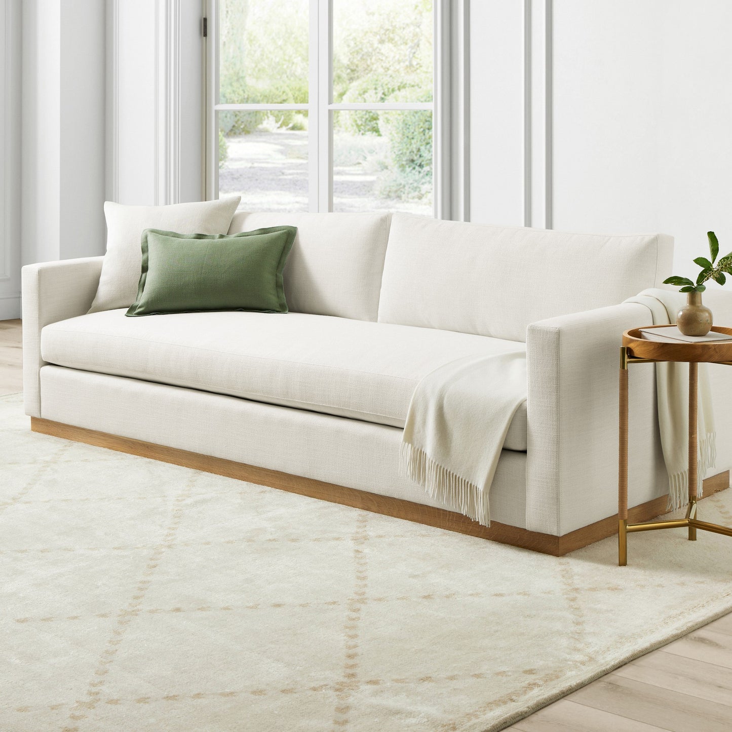 Valencia Sofa (72"-108")