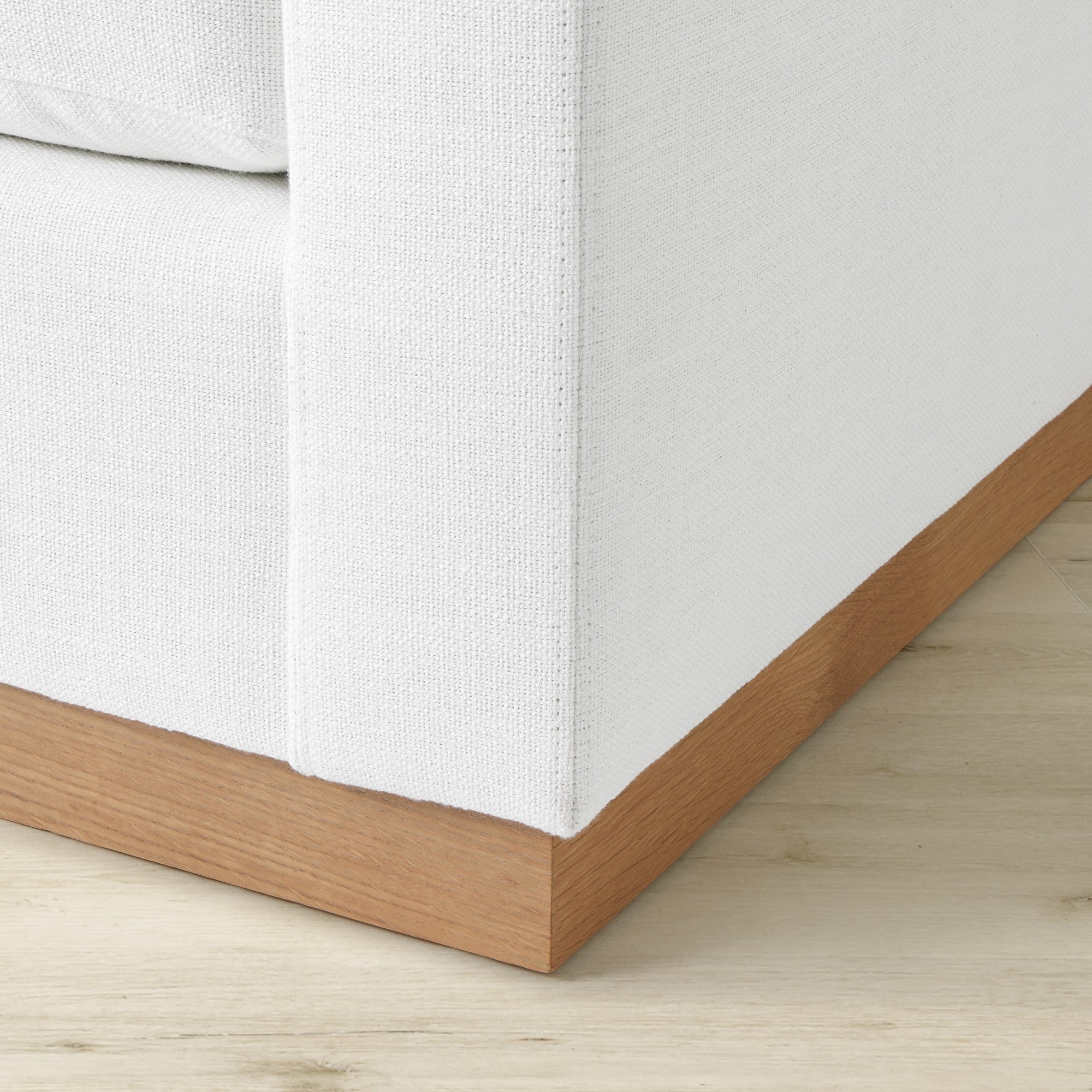 Valencia Sofa (72"-108")