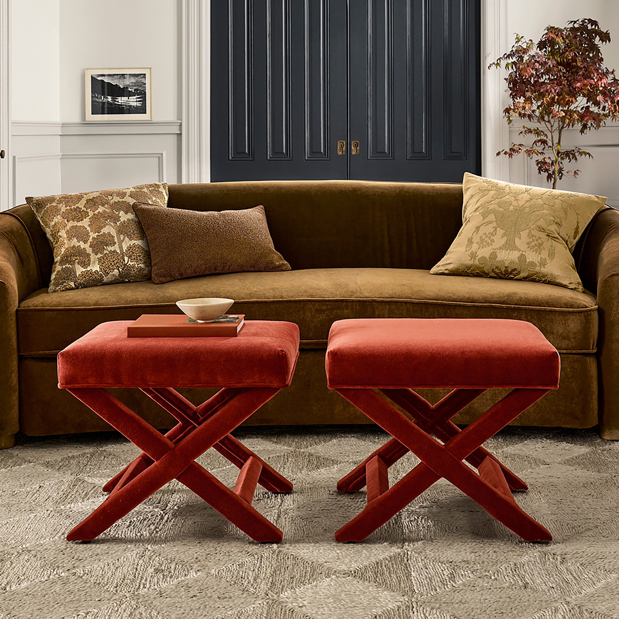X-Base Stool (22")